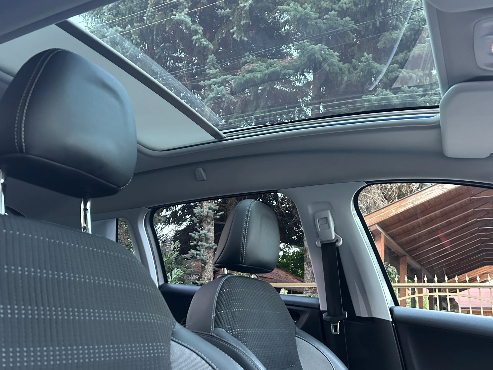 Peugeot 2008 1, 6GT LINE BLUE HDI ALYRE, снимка 12 - Автомобили и джипове - 55493406