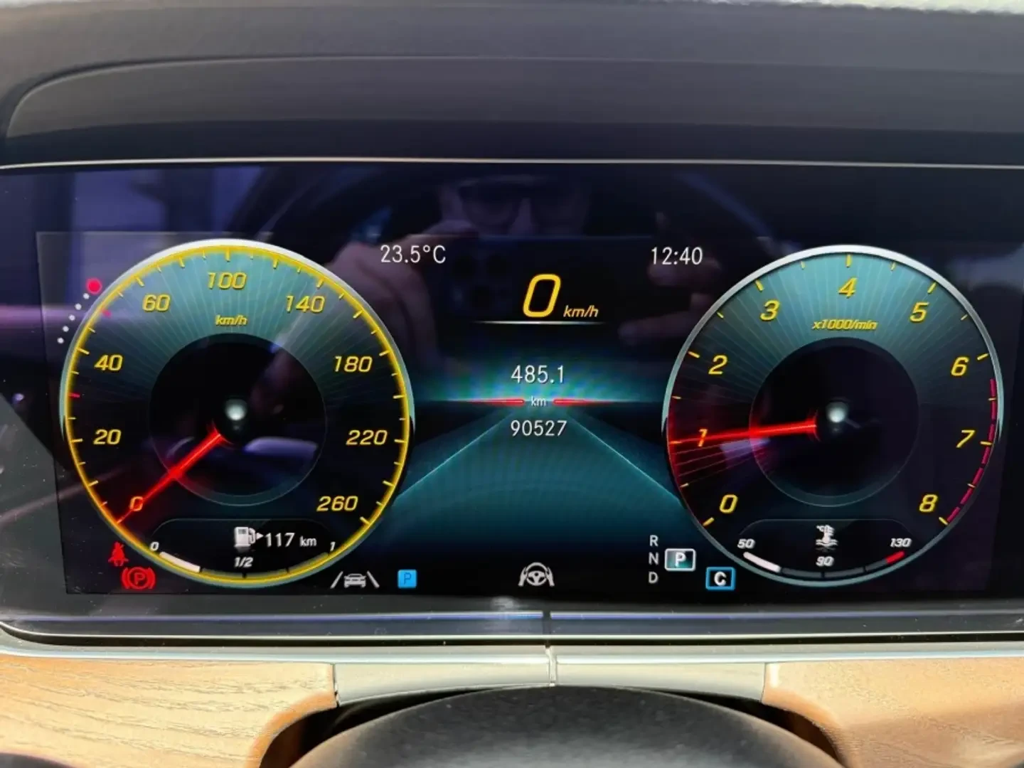 Mercedes-Benz E 350 AMG* 4MATIC* 360* HUD* Burmester, снимка 17 - Автомобили и джипове - 55517239