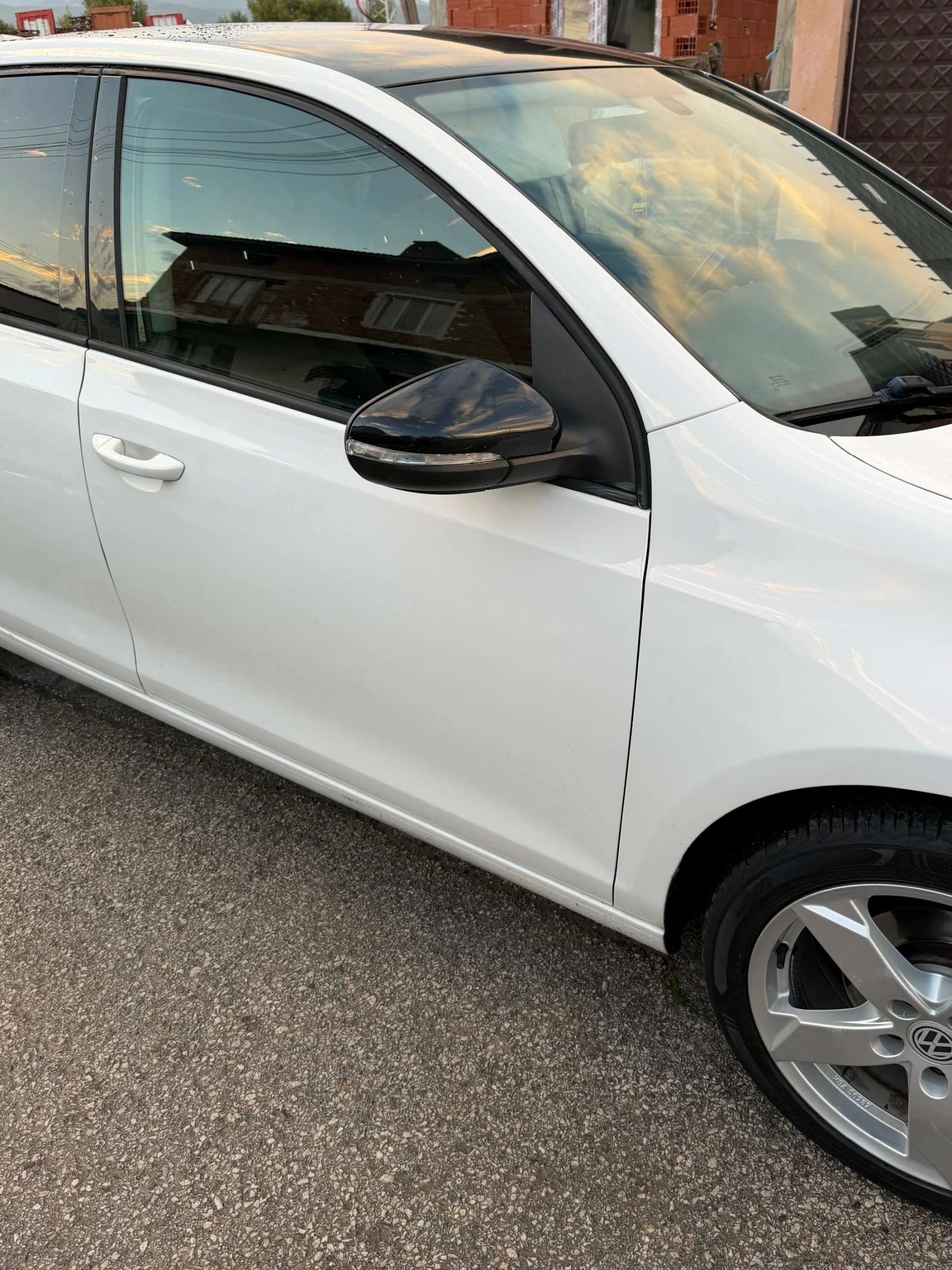 VW Golf 1.6тди 105кс 2013г., снимка 7 - Автомобили и джипове - 55833266