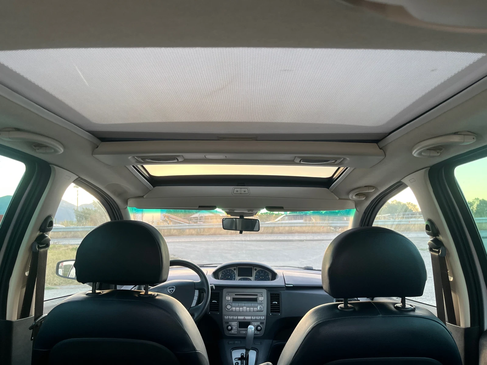 Lancia Musa 1.4i-95-ПАНОРАМА-АВТОМАТ-ИТАЛИЯ, снимка 12 - Автомобили и джипове - 55984632