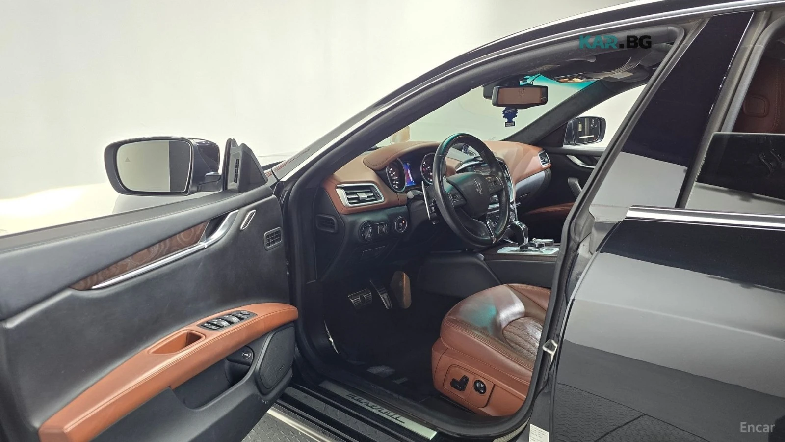 Maserati Ghibli 3.0 S Q4/ADAPTIVE SKYHOOK/KAMEPA, снимка 7 - Автомобили и джипове - 56240643
