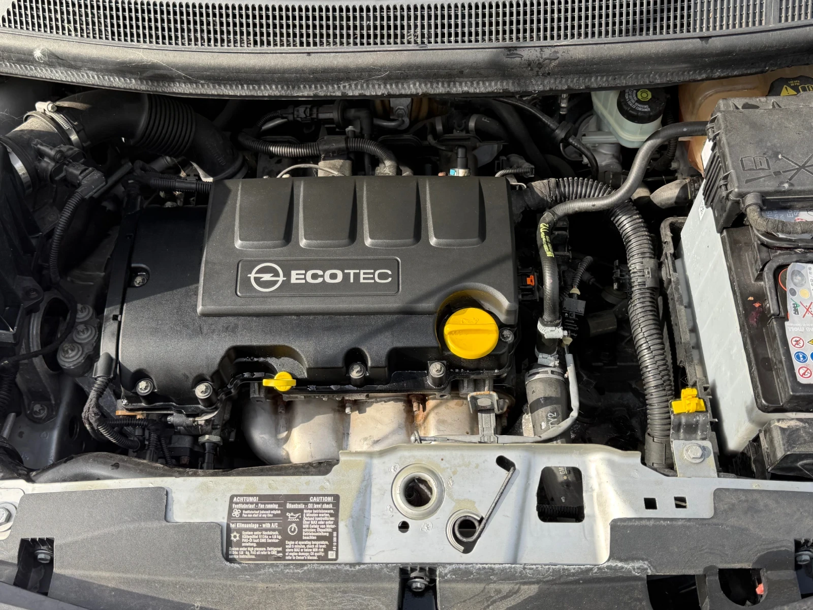 Opel Meriva 1.4, снимка 13 - Автомобили и джипове - 56589324