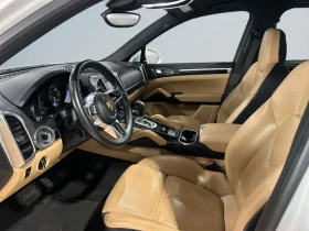 Porsche Cayenne AWD 4dr  CARFAX, снимка 5