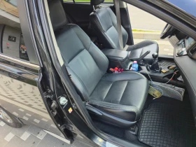 Toyota Rav4 2.2D 150к.с. 4X4 LUXURY 1ви собственик, снимка 16