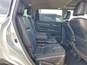 Toyota Highlander 3.5l Se, снимка 11