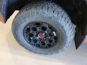 Toyota Tundra * 4x4 Crewmax Limited Hybrid Crew Cab Short Bed  - 43150 € - 21665485 4