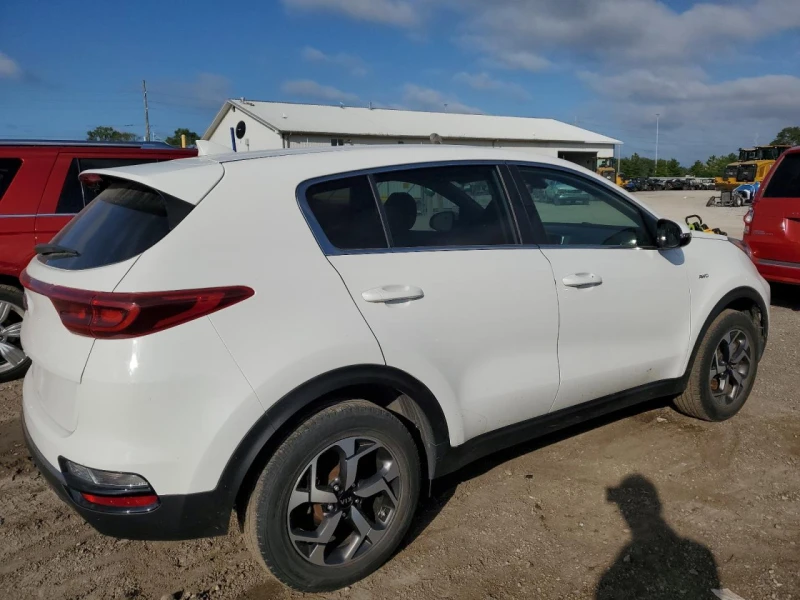 Kia Sportage, снимка 4 - Автомобили и джипове - 47568668