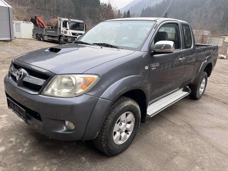 Toyota Hilux, снимка 1 - Автомобили и джипове - 49516863