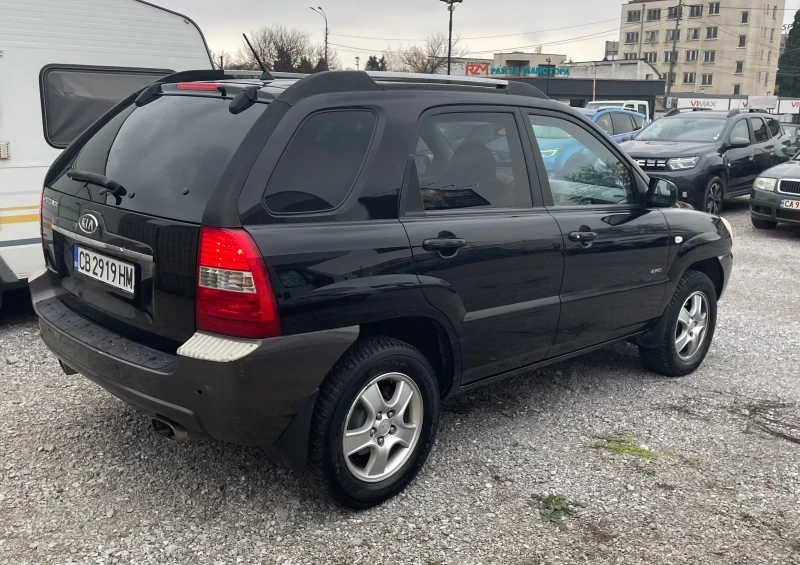 Kia Sportage, снимка 8 - Автомобили и джипове - 52663336