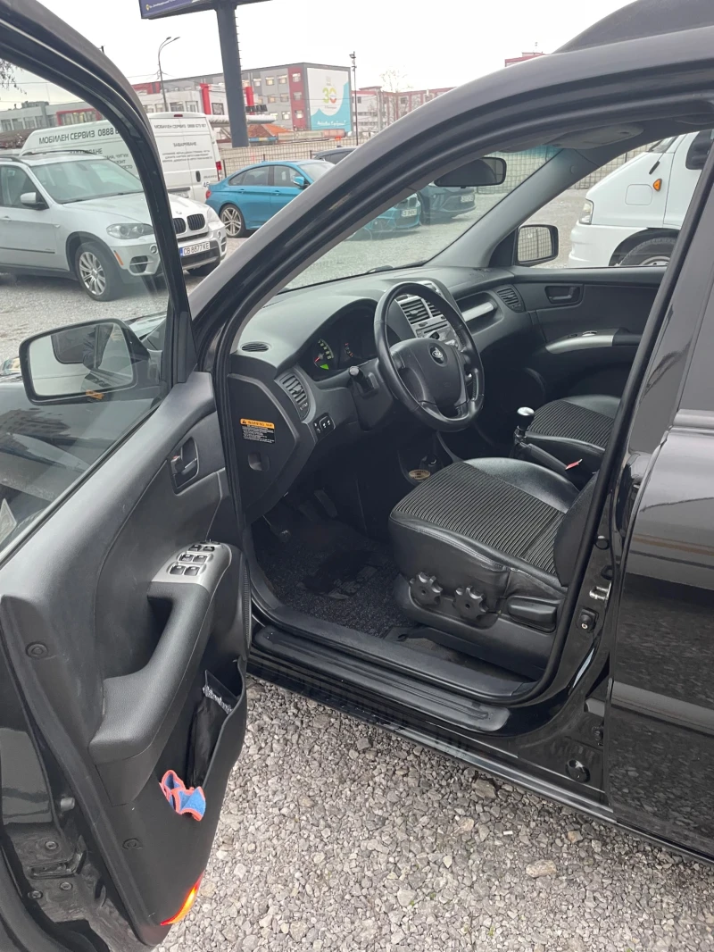 Kia Sportage, снимка 5 - Автомобили и джипове - 52663336
