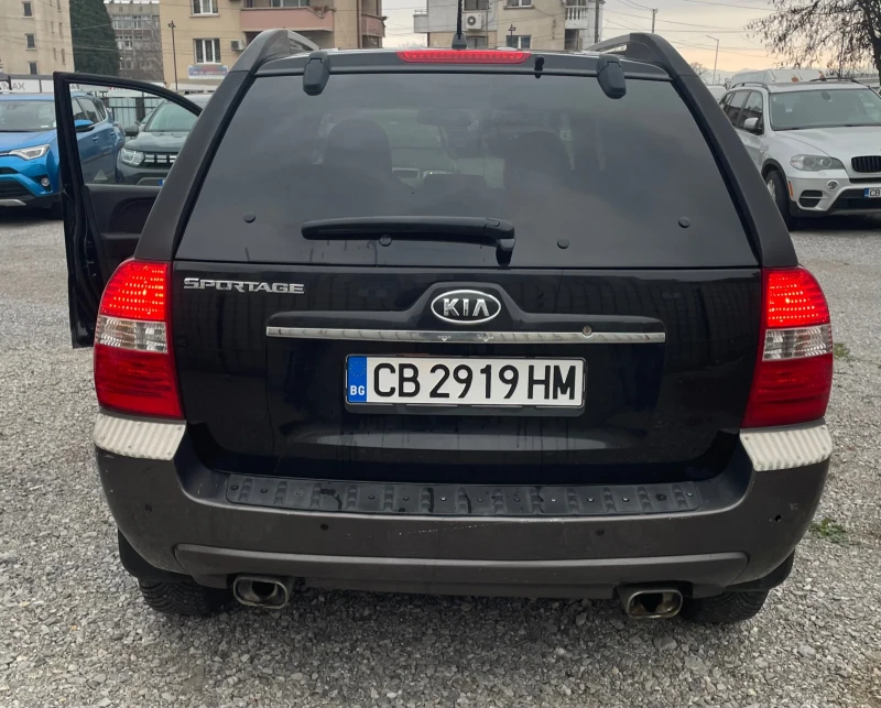 Kia Sportage, снимка 4 - Автомобили и джипове - 52663336