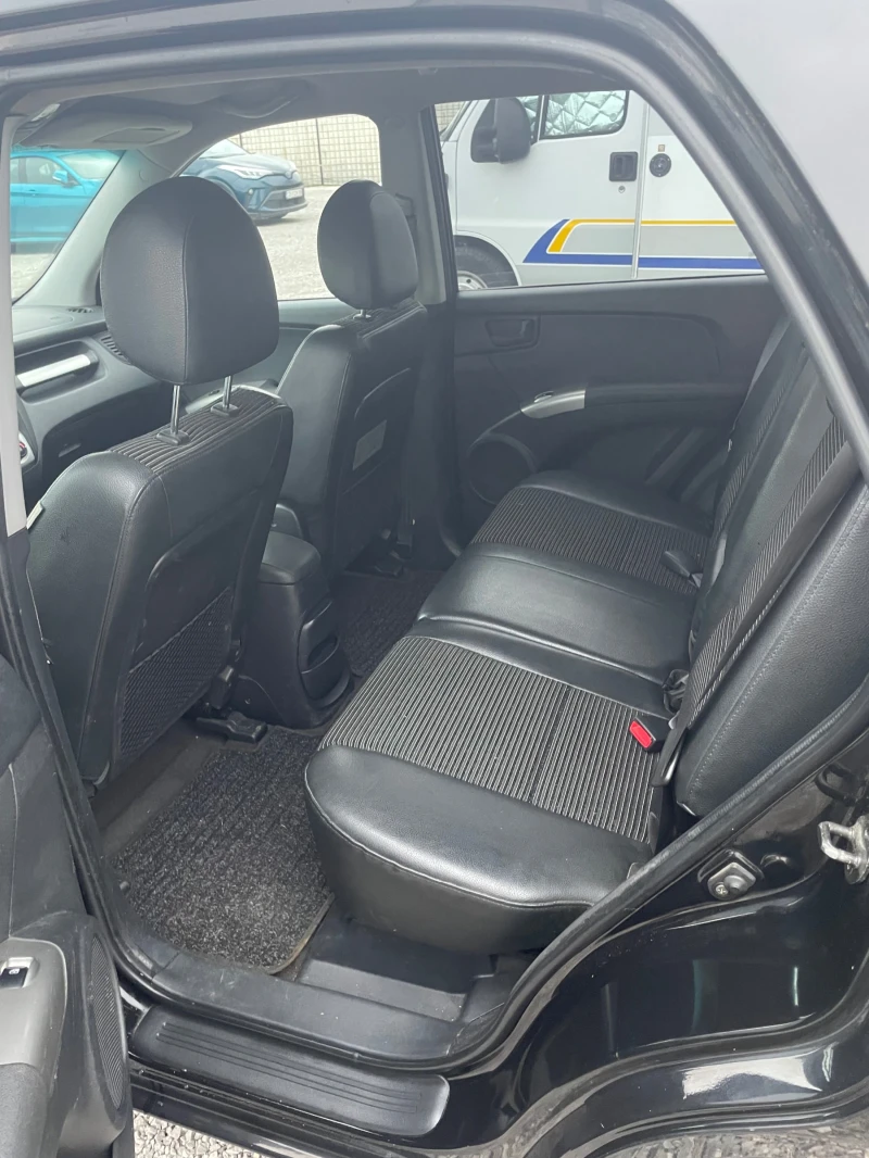 Kia Sportage, снимка 11 - Автомобили и джипове - 52663336