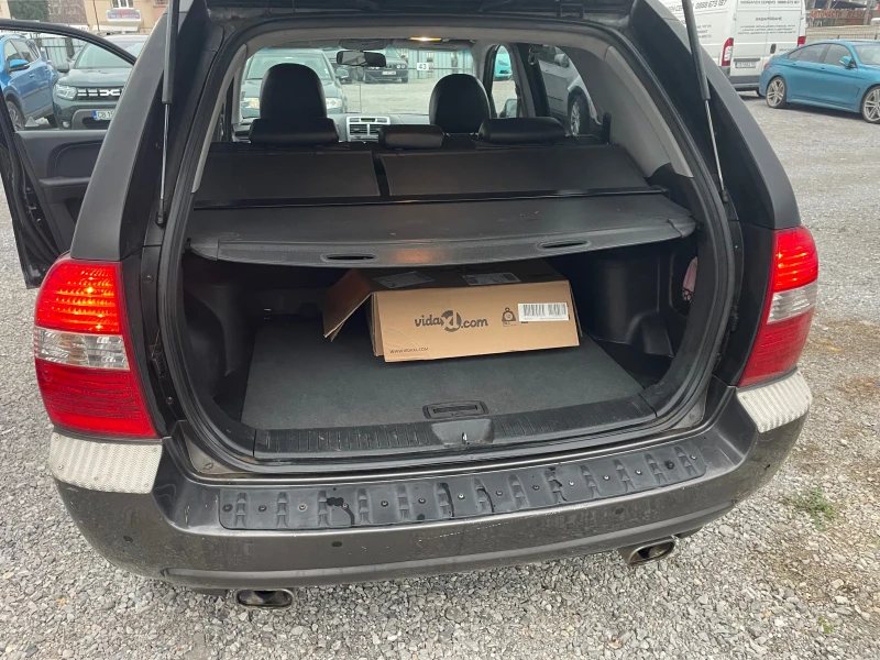 Kia Sportage, снимка 6 - Автомобили и джипове - 52663336