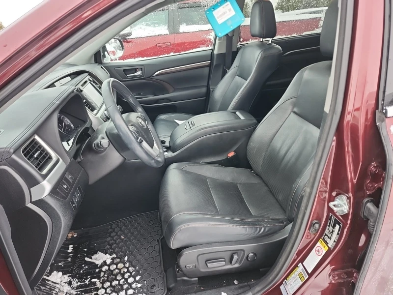 Toyota Highlander ЧЕРЕН САЛОН * * CARFAX * * СТАВА НА ГАЗ * * , снимка 6 - Автомобили и джипове - 53567017