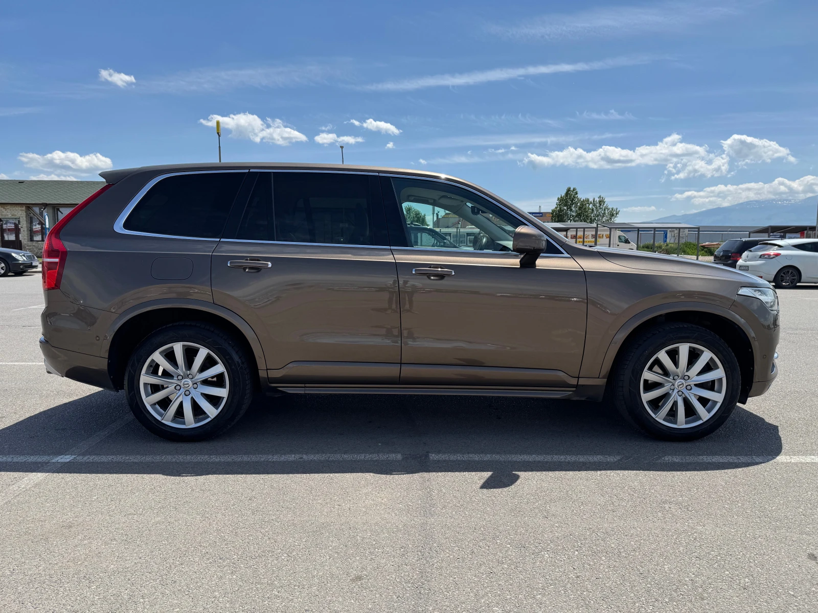 Volvo Xc90 Momentum - изображение 4