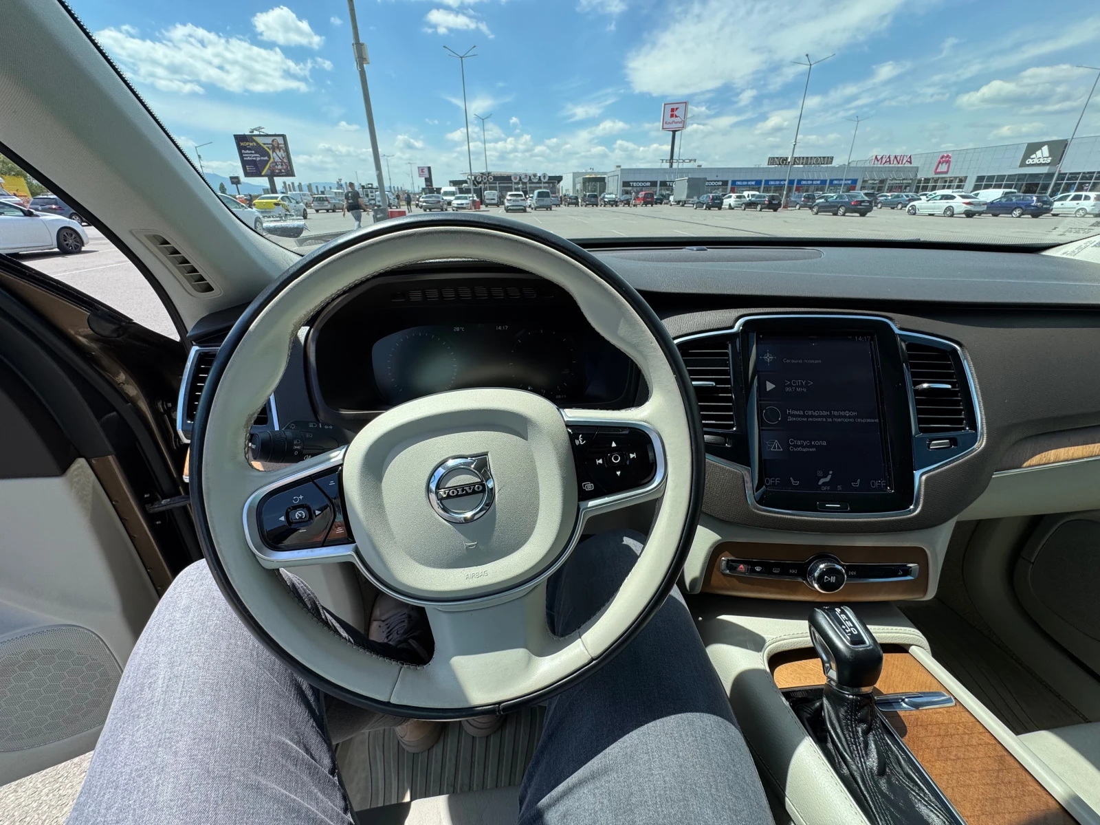 Volvo Xc90 Momentum - изображение 8
