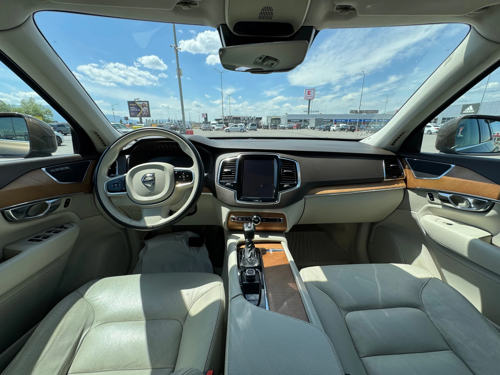 Volvo Xc90 Momentum - изображение 6