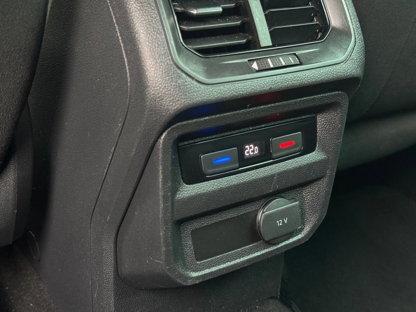 VW Tiguan Highline 2.0TDI 4MOTION BMT - изображение 8