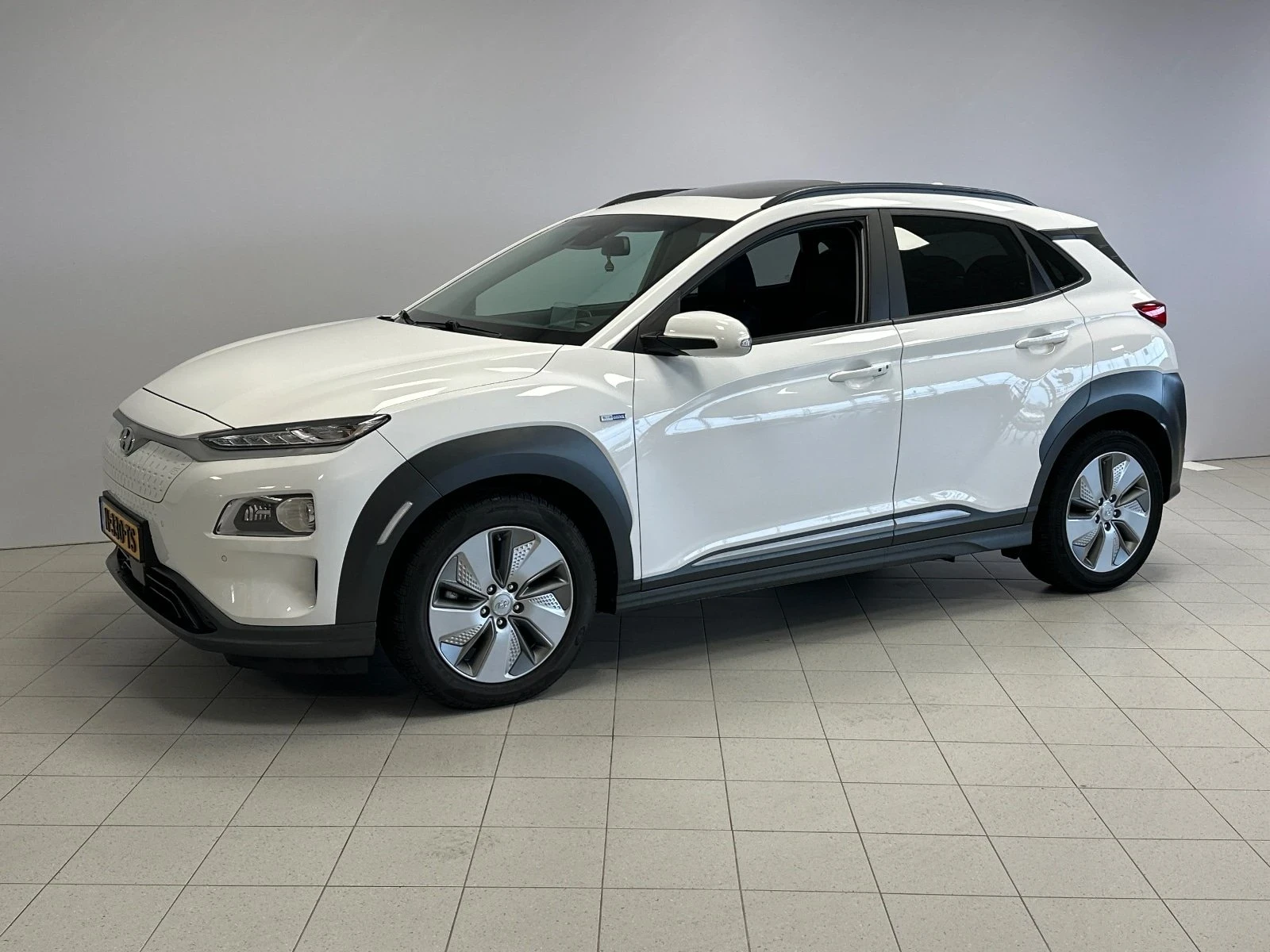 Hyundai Kona 64KW - изображение 2