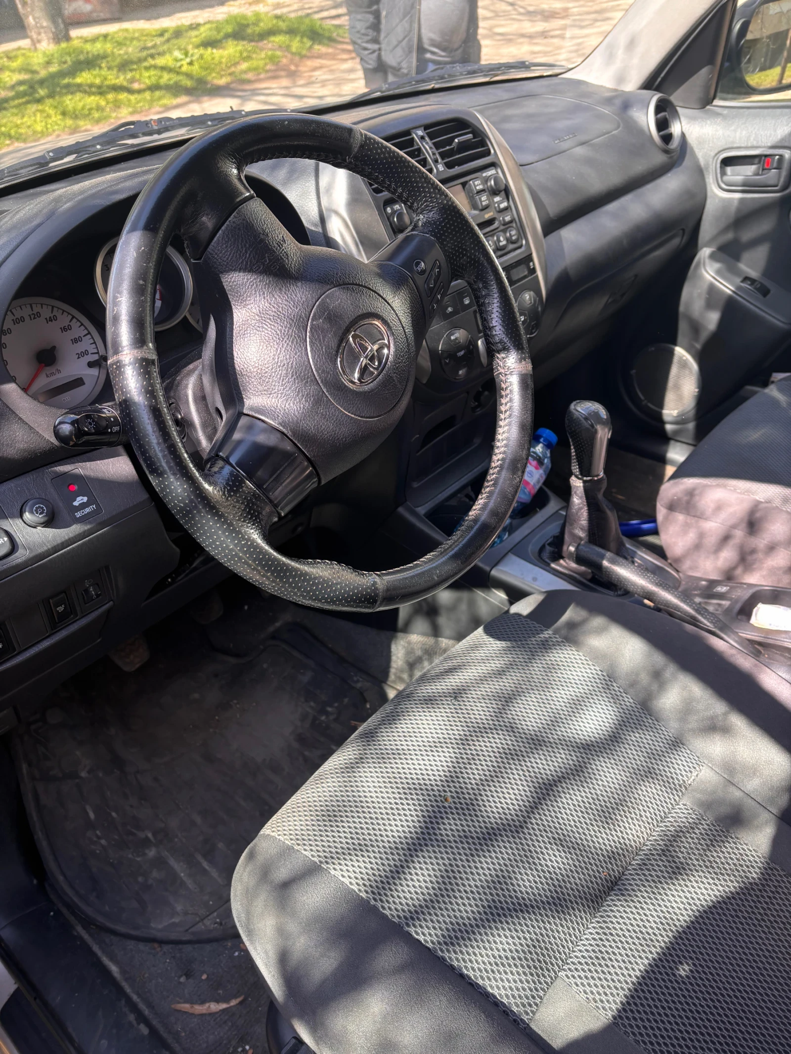 Toyota Rav4, снимка 4 - Автомобили и джипове - 53847513