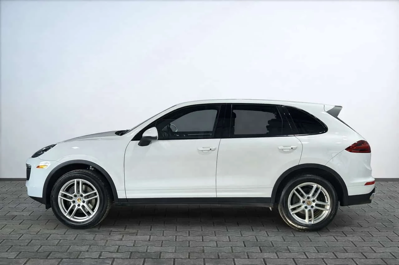 Porsche Cayenne AWD 4dr  CARFAX, снимка 2 - Автомобили и джипове - 53902948