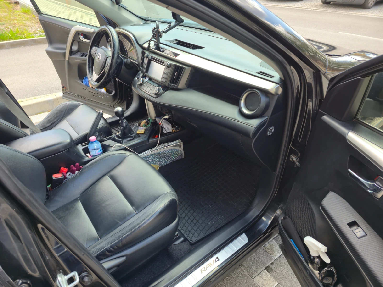 Toyota Rav4 2.2D 150�.�. 4X4 LUXURY 1�� ���������� | Mobile.bg � ����������� 15
