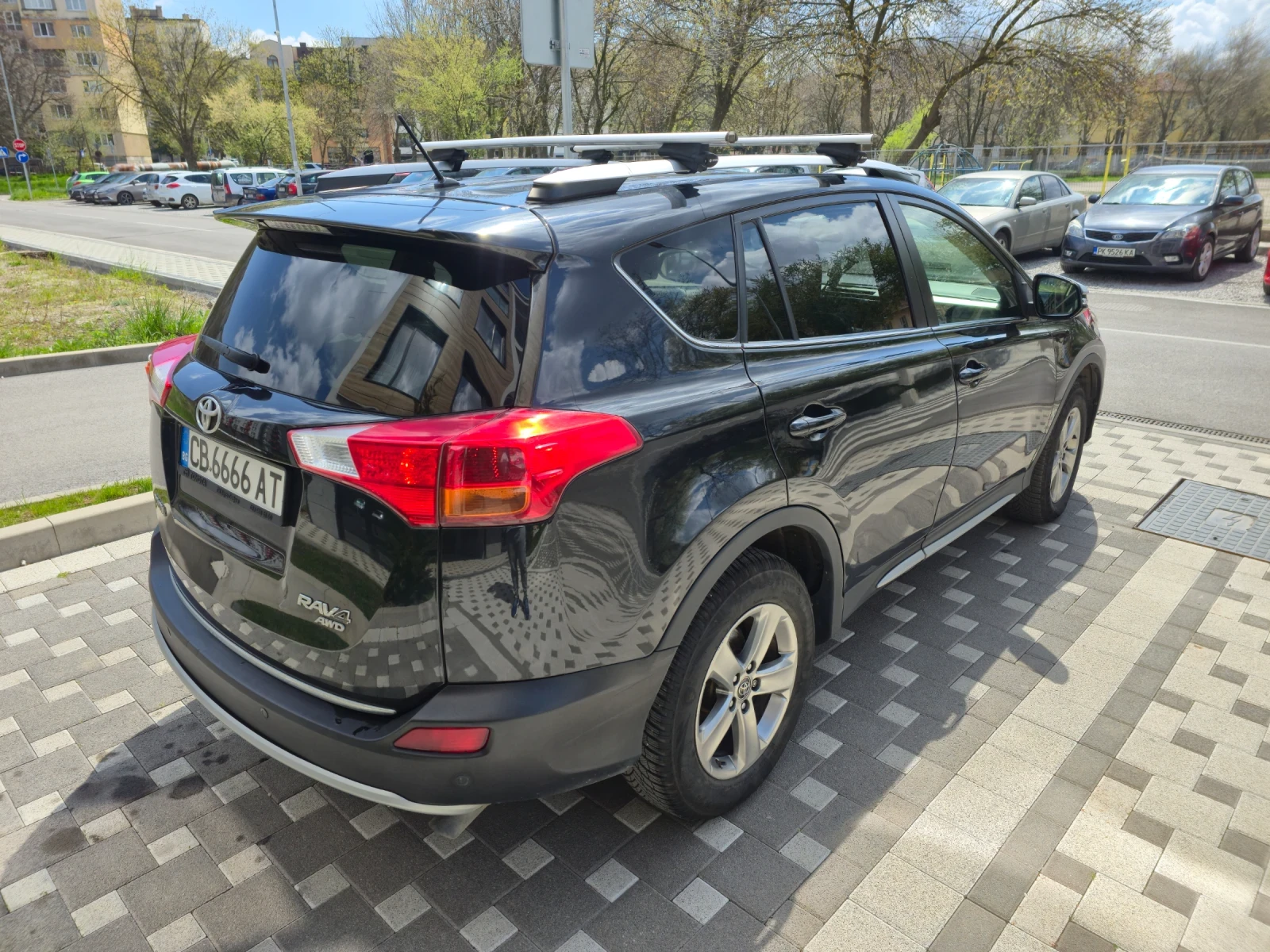 Toyota Rav4 2.2D 150�.�. 4X4 LUXURY 1�� ���������� | Mobile.bg � ����������� 4