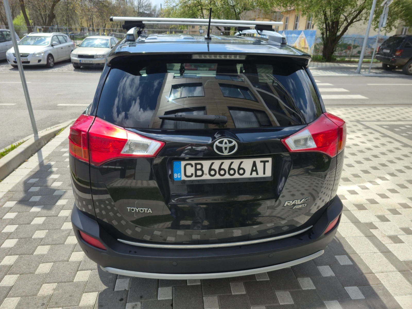 Toyota Rav4 2.2D 150�.�. 4X4 LUXURY 1�� ���������� | Mobile.bg � ����������� 5