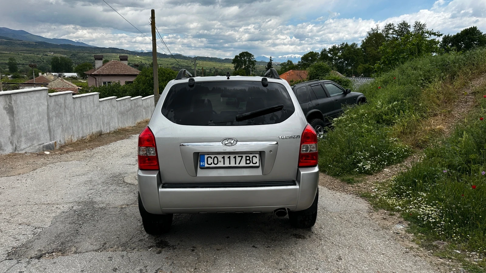 Hyundai Tucson 2.0i + Газ, снимка 5 - Автомобили и джипове - 54396724