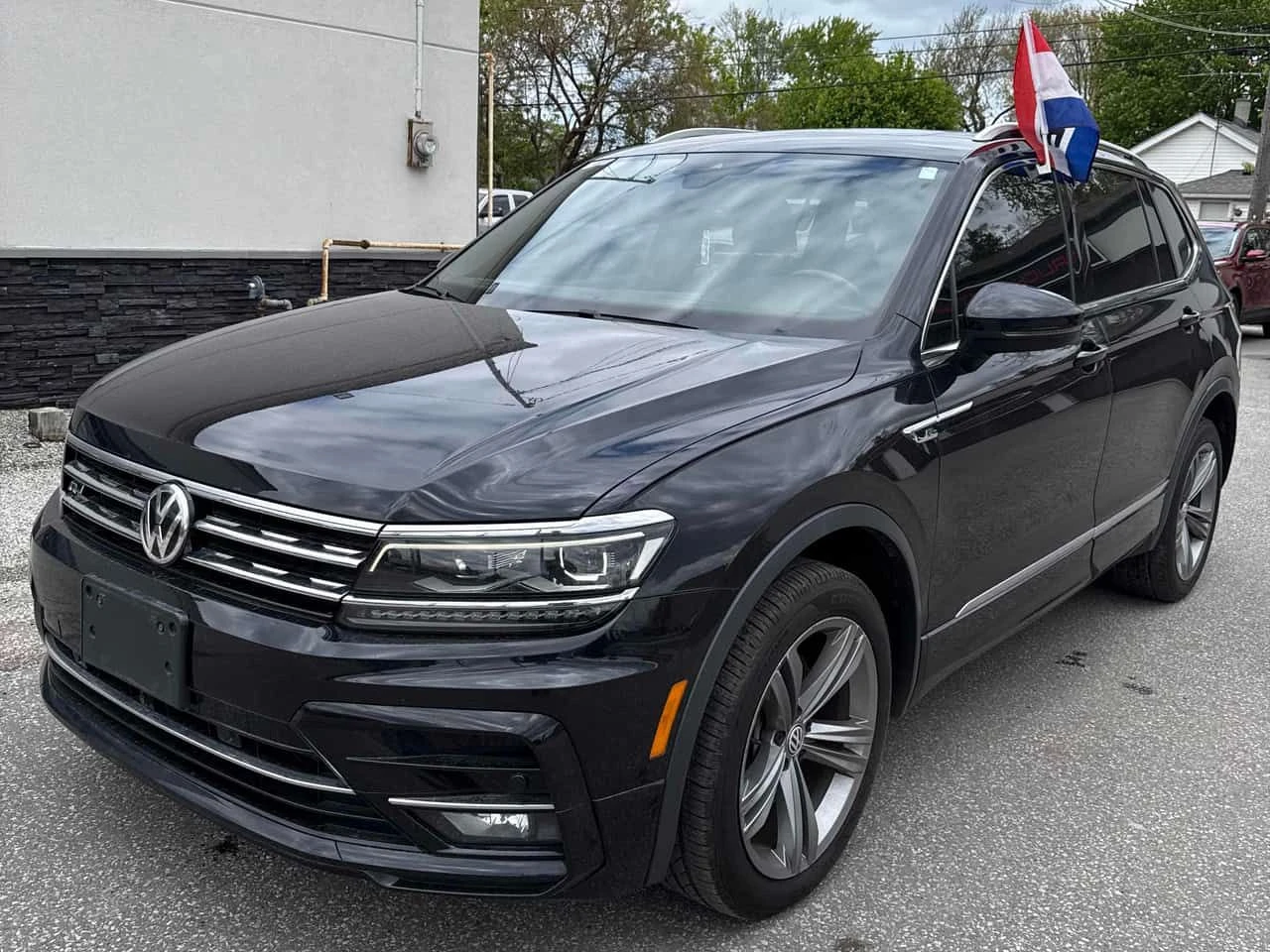 VW Tiguan * Highline * R-Line * ПАНОРАМА * ПОДГРЕВ 