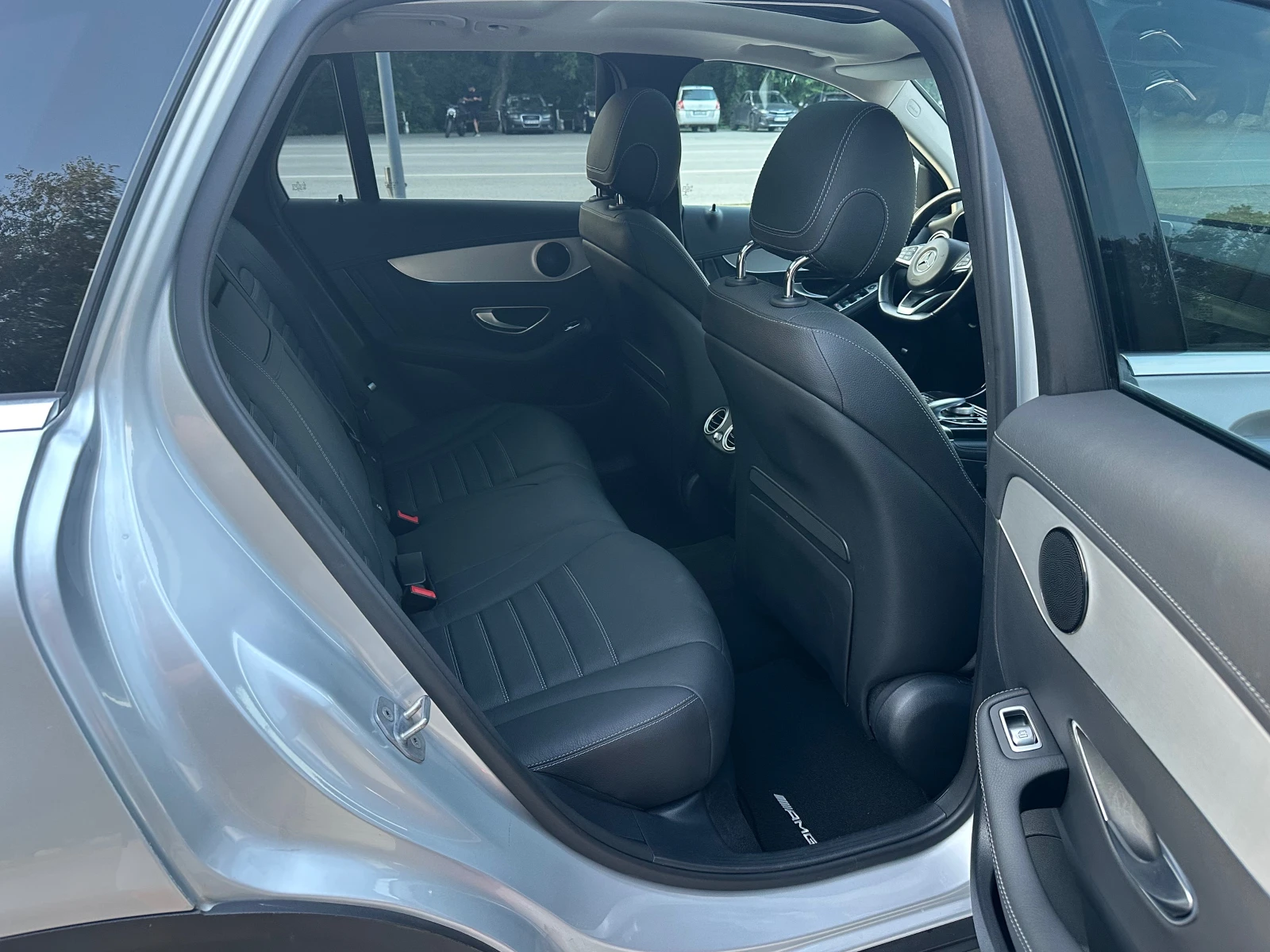 Mercedes-Benz GLC 350 d 4MATIC AMG, снимка 12 - Автомобили и джипове - 55723109