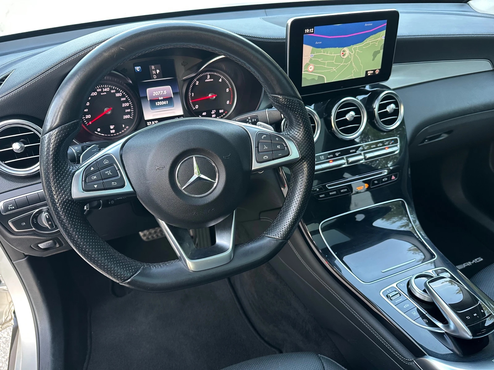 Mercedes-Benz GLC 350 d 4MATIC AMG, снимка 15 - Автомобили и джипове - 55723109