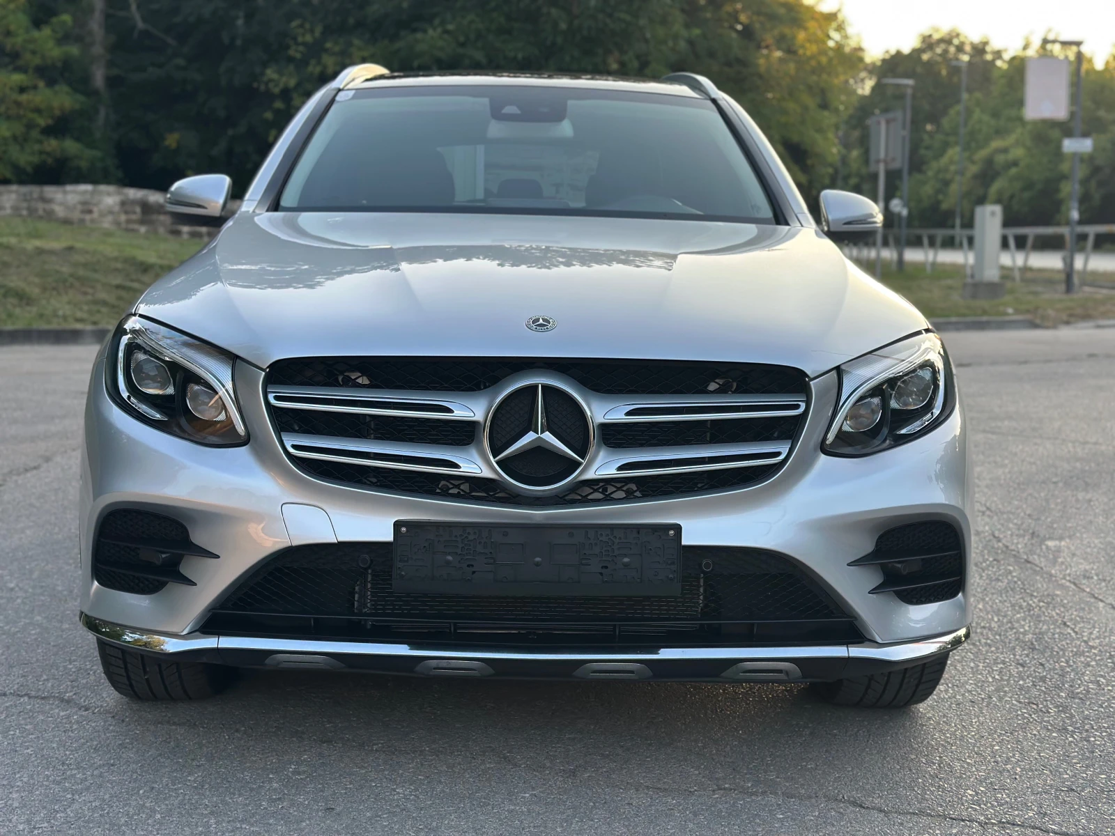 Mercedes-Benz GLC 350 d 4MATIC AMG, снимка 8 - Автомобили и джипове - 55723109