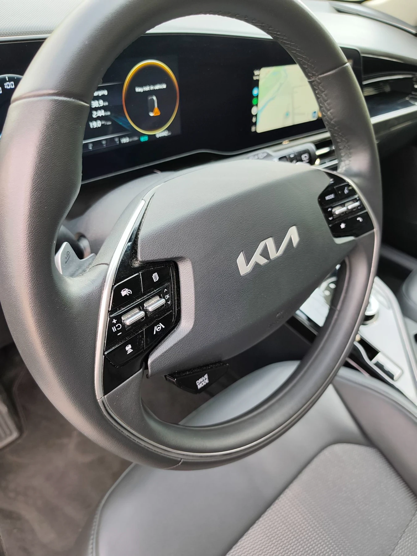 Kia Niro 64, 8 kw , снимка 15 - Автомобили и джипове - 56042785