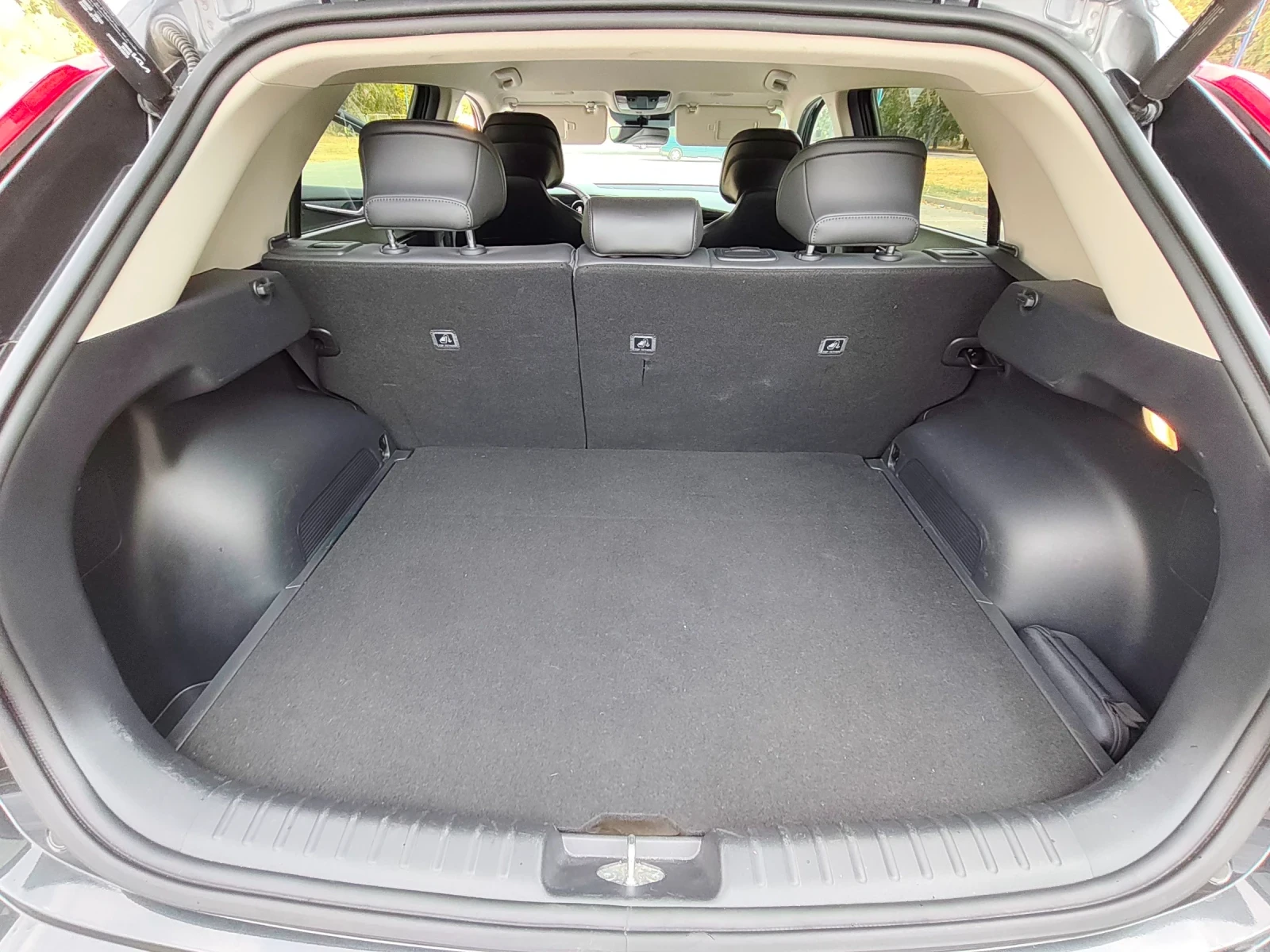 Kia Niro 64, 8 kw , снимка 9 - Автомобили и джипове - 56042785
