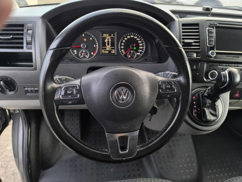 VW T5 2.0TDI DSG ДЪЛГА БАЗА НАВИ КЛИМА, снимка 9 - Бусове и автобуси - 53022888