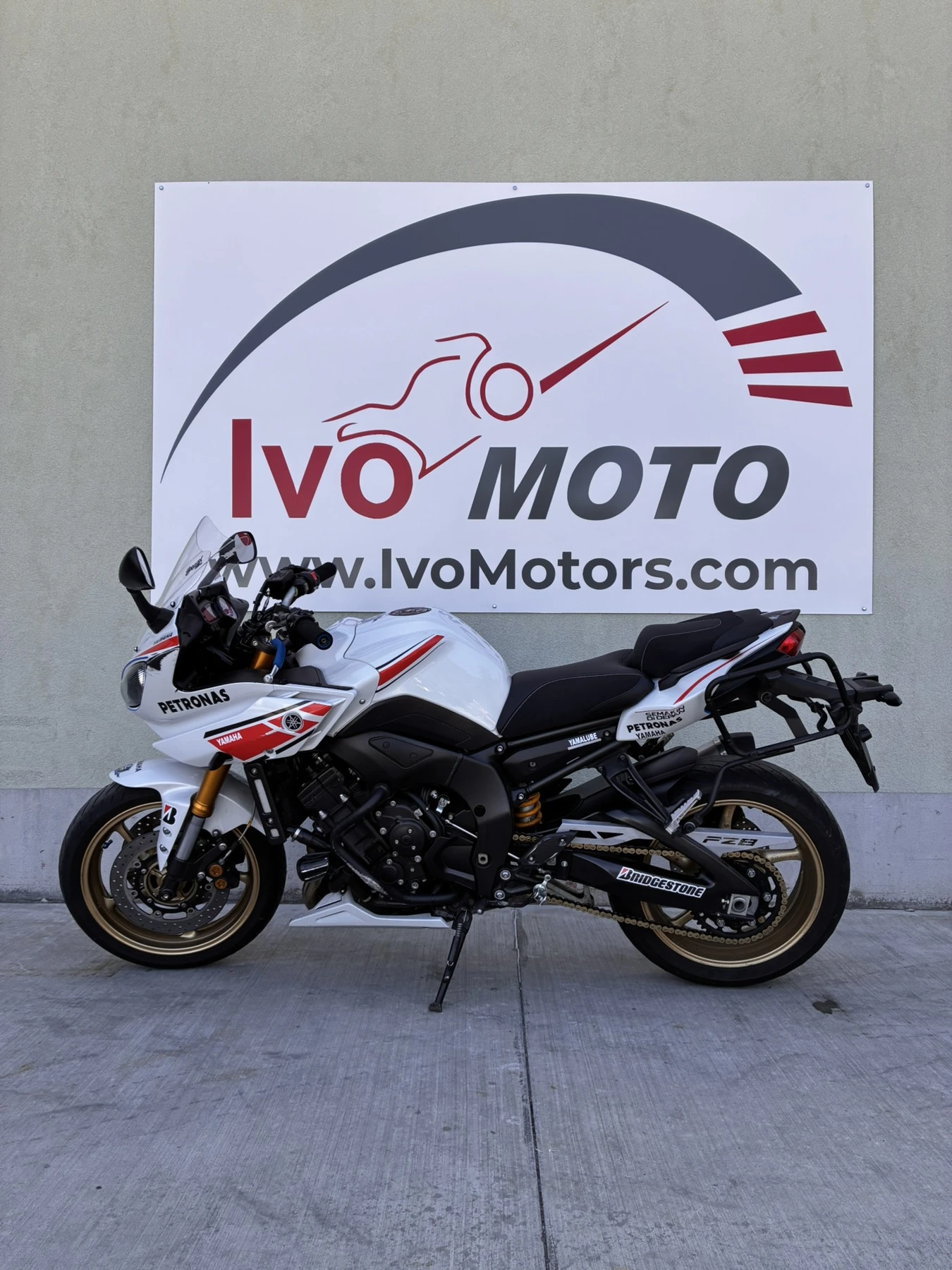 Yamaha Fz 800, снимка 2 - Мотоциклети и мототехника - 55476399