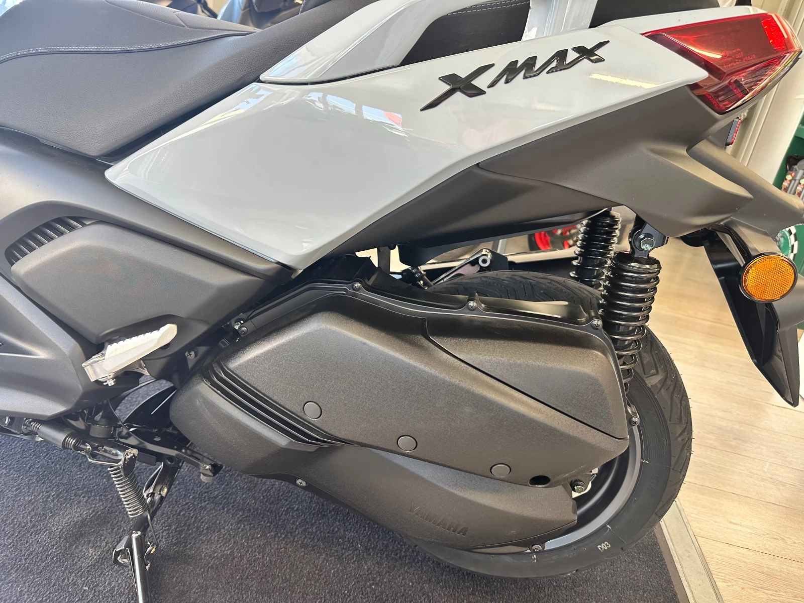 Yamaha X-max 300 Tech Max 2026г. , снимка 9 - Мотоциклети и мототехника - 55539071