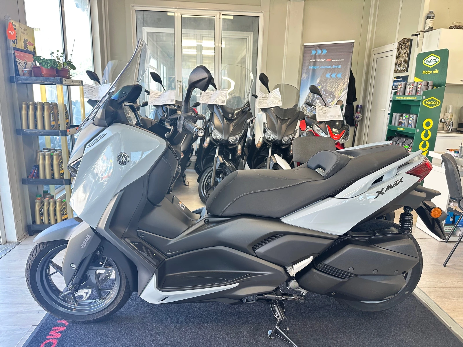 Yamaha X-max 300 Tech Max 2026г. , снимка 14 - Мотоциклети и мототехника - 55539071