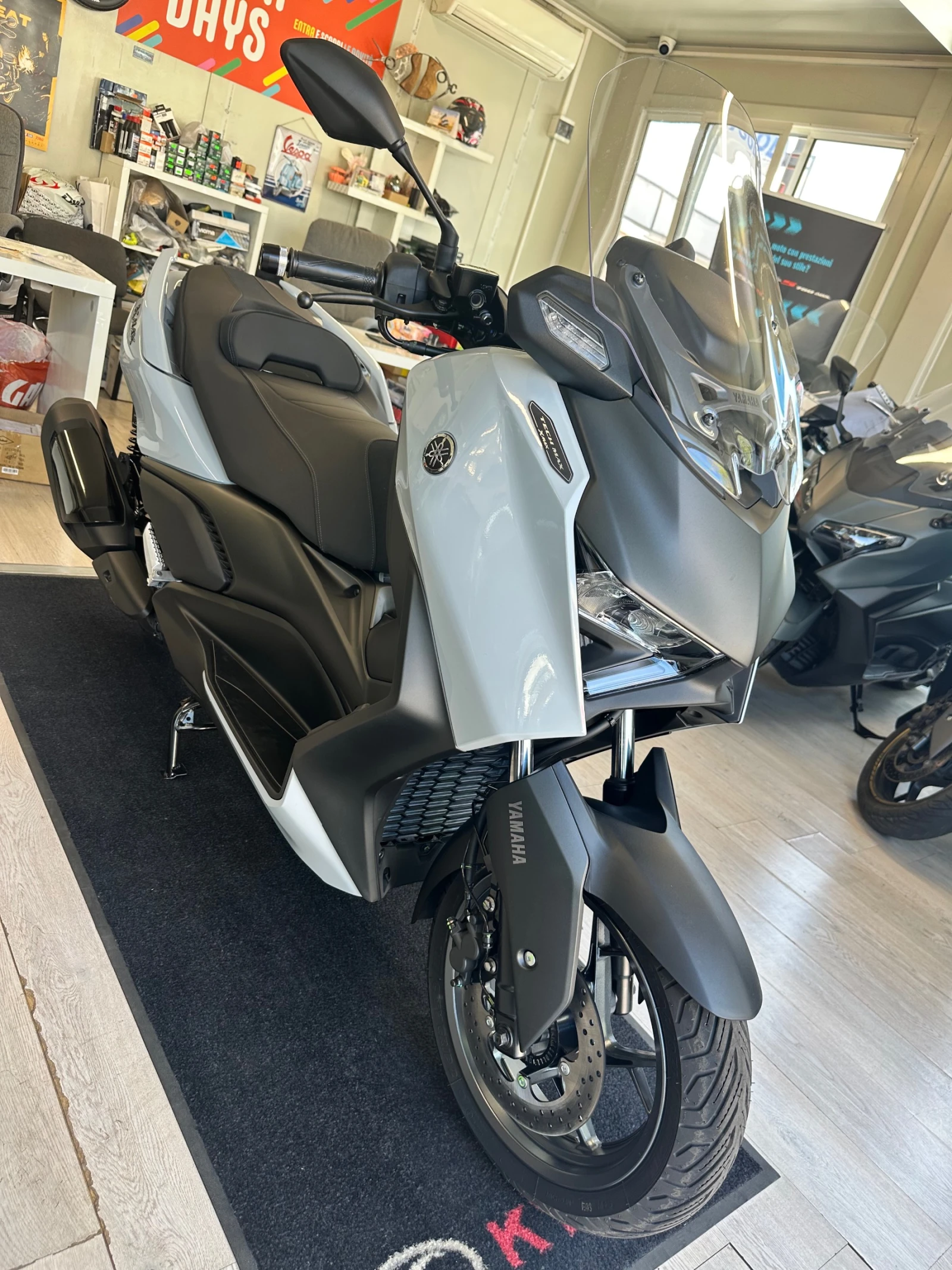 Yamaha X-max 300 Tech Max 2026г. , снимка 10 - Мотоциклети и мототехника - 55539071