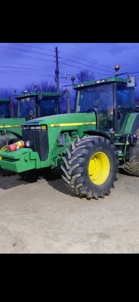 Трактор John Deere 8100, снимка 1