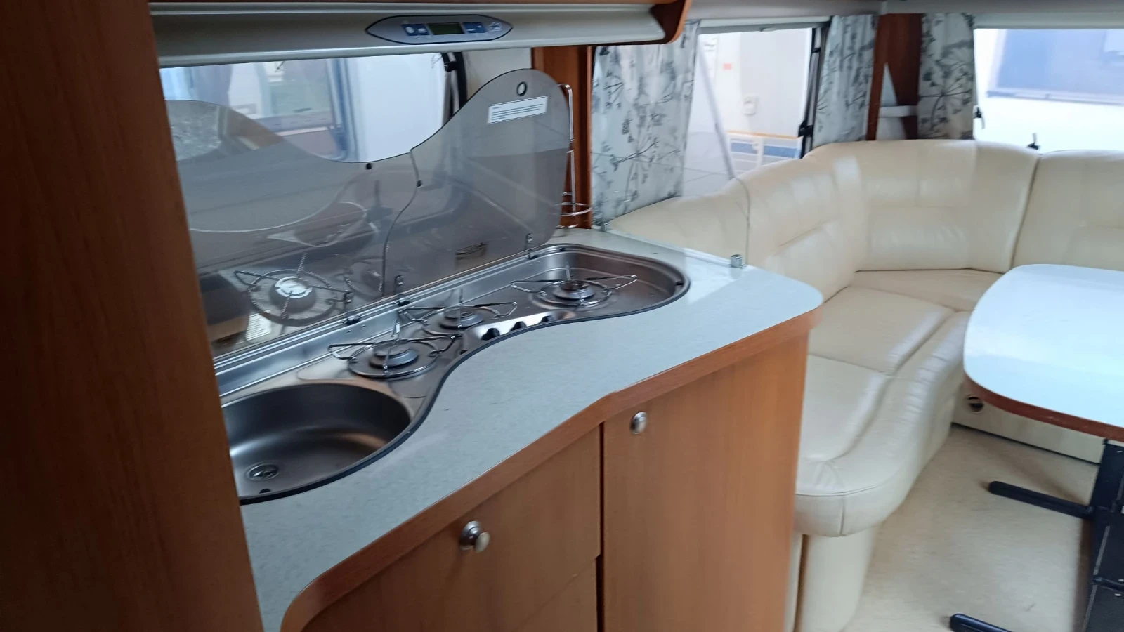  Fendt 650 ,   | Mobile.bg   14