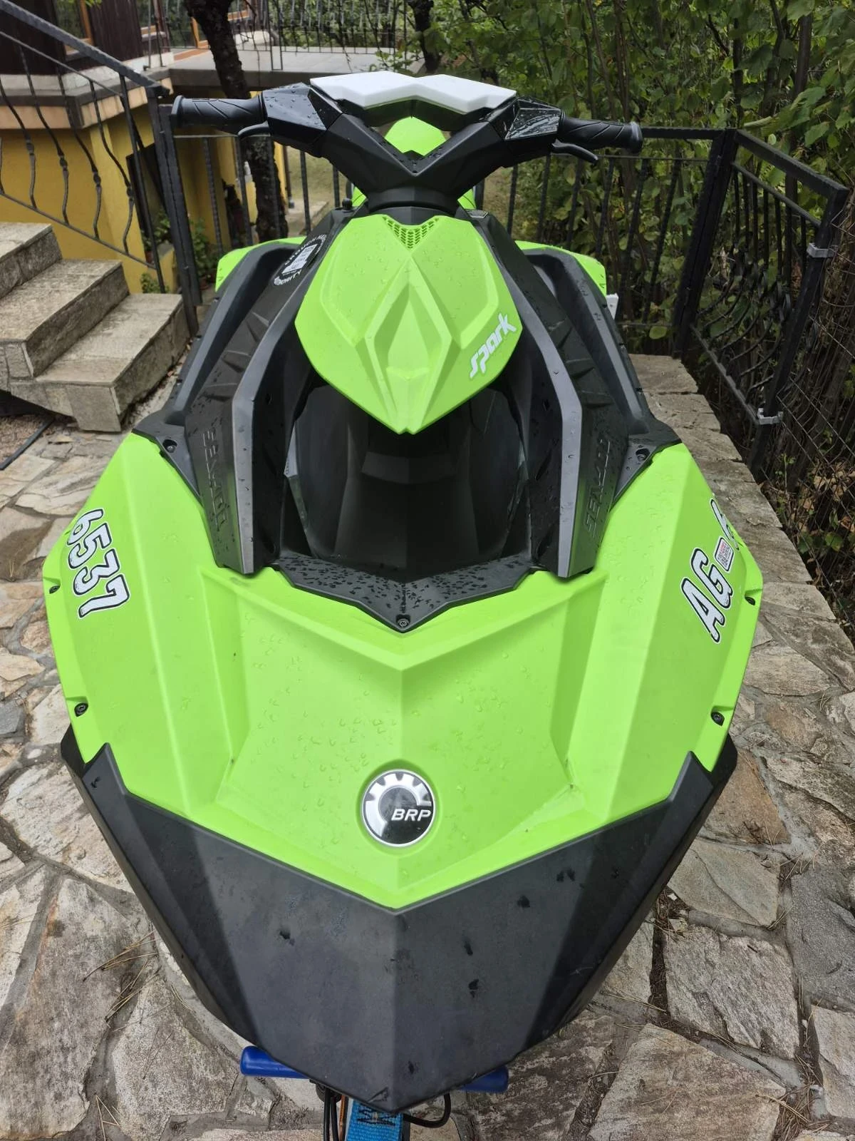 Джет Bombardier Sea Doo Sea-Doo Spark Trixx 2017 | 61 моточаса | Перфектно, снимка 3 - Воден транспорт - 54725887