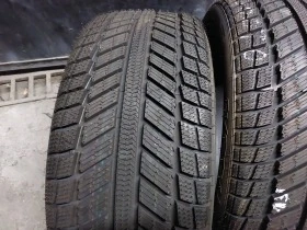 Гуми Зимни 235/40R19, снимка 4
