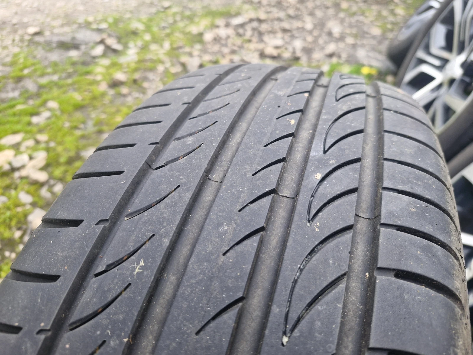 Гуми с джанти Pirelli 225/55R18, снимка 12 - Гуми и джанти - 53998300