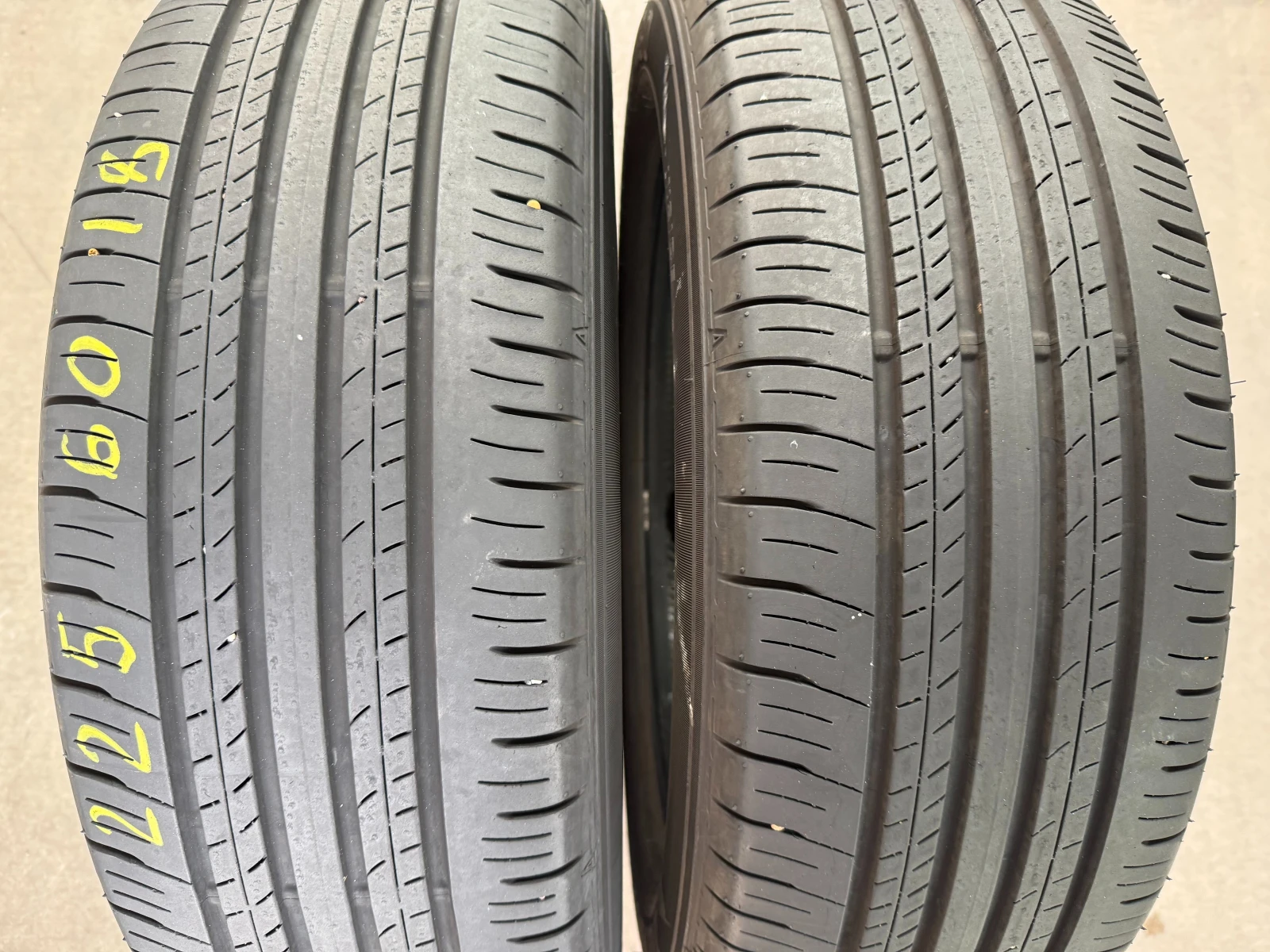 Гуми Летни 225/60R18, снимка 4 - Гуми и джанти - 54608034