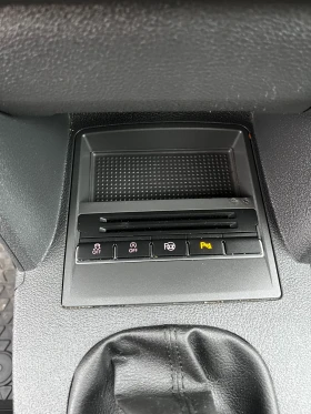 VW Touran TDI Blue Motion FULL Нов внос, снимка 14
