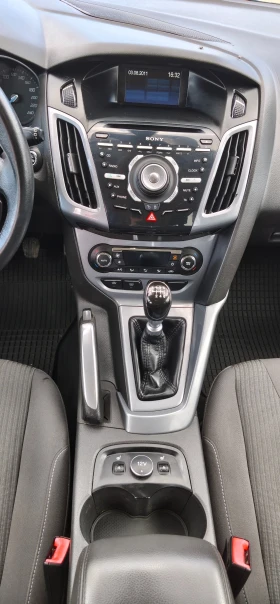 Ford Focus 1.6 HDI * TITANIUM* , снимка 16