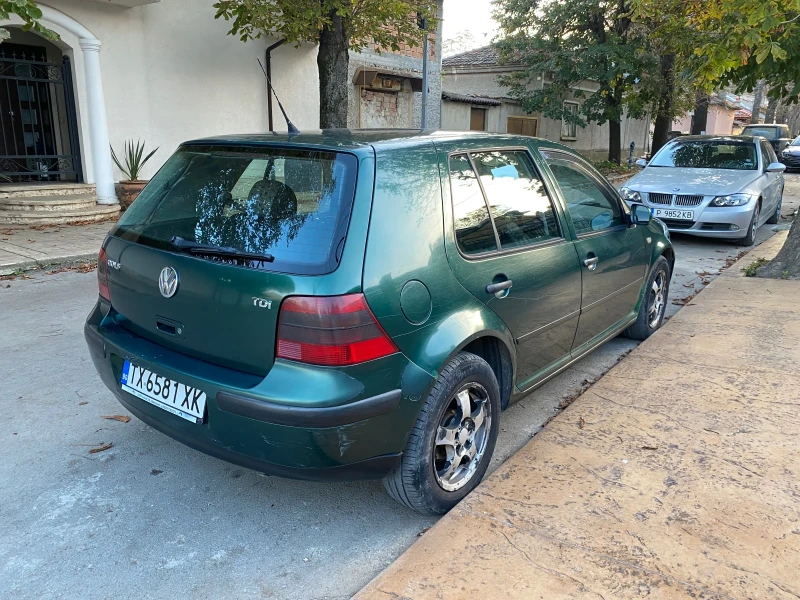 VW Golf 1.9 TDI 110 к.с., снимка 6 - Автомобили и джипове - 47708164