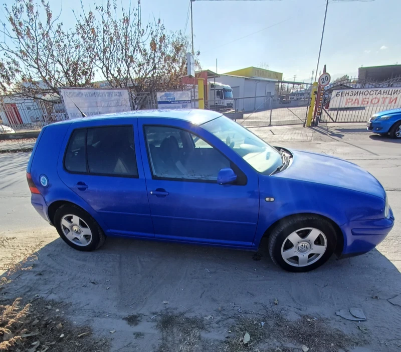 VW Golf 4, снимка 16 - Автомобили и джипове - 47930843